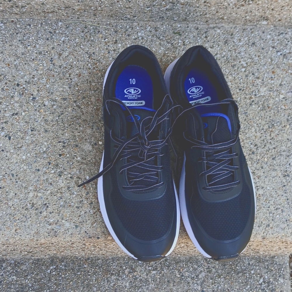 NEW ATHLETIC WORKS SHOES (NEW)